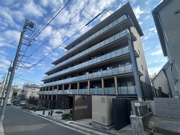 【ハーモニーレジデンス新宿御苑THE EAST】外観