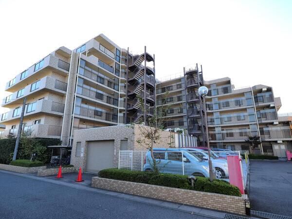 【ローヤルシティ大宮東】外観