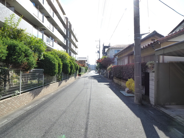【ローヤルシティ大宮東】前面道路