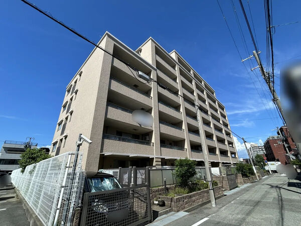 【ローレルコート立花町】外観