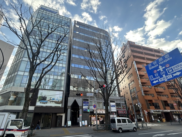 【アコード新宿】外観