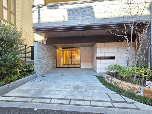 【ルピアシェリール浦和岸町Rosso】エントランス 【ルピアシェリール浦和岸町Rosso】エントランス