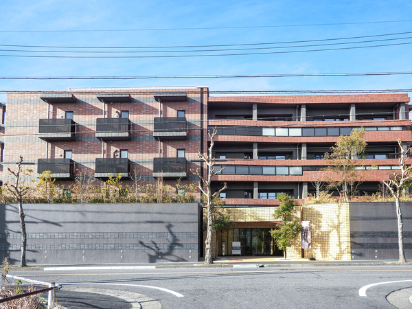 【ダイアパレス八事柏木町】外観