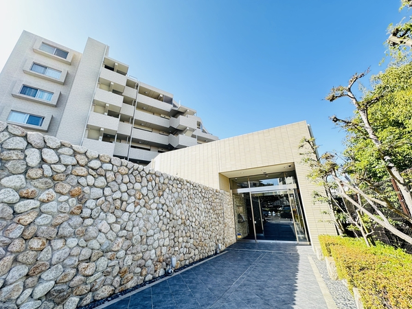 【BELISTA千里山】外観