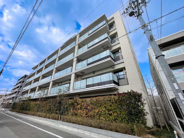 【ローレルコート西宮里中町】外観