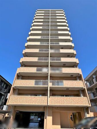 【ヴェルディ東雲弐番館】外観