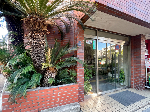 【ゼームス坂ヒルトップ】エントランス