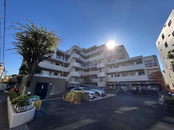 【東京アパートメント弐番館】外観写真