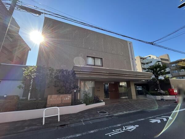 【東京アパートメント弐番館】外観写真