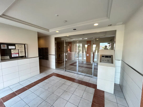 【サンクレイドル東海グランデ】エントランス