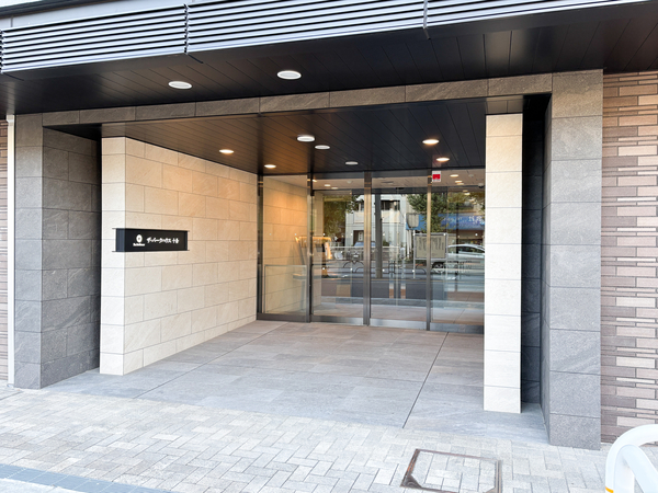 【ザ・パークハウス十条】エントランス