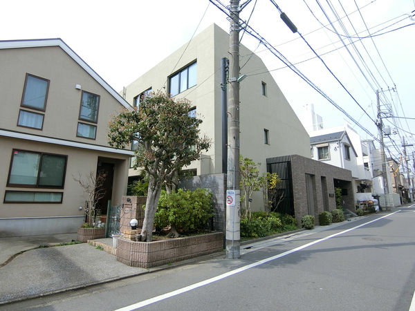 【イニシアテラス目黒学芸大学】外観