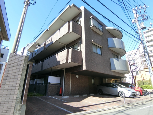 【菱和パレス立教大学前国際ハイム】外観