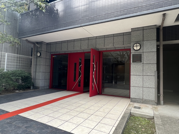 【ヴィータローザ大森海岸】エントランス