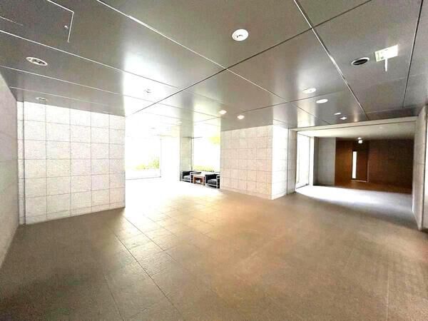 【ザ・マスターズフォート】エントランス1 【ザ・マスターズフォート】エントランス1