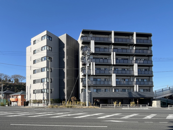 【プレシス横浜新杉田】外観