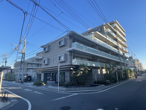 【ルピアコート新越谷】外観