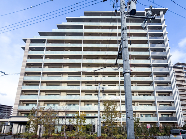 【ライオンズ茨木総持寺ステーショングラン】外観 【ライオンズ茨木総持寺ステーショングラン】外観