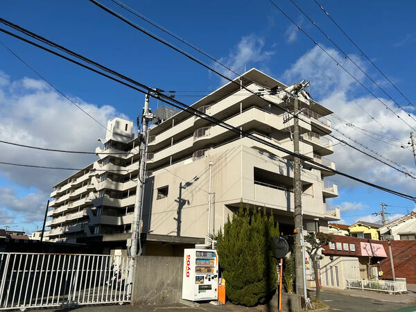 【万葉ハイツ園田】外観