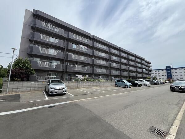 新札幌グランドハイツC棟