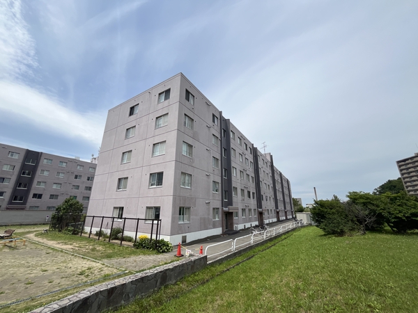 新札幌グランドハイツC棟