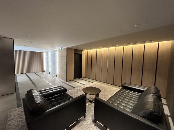 【ピアース渋谷】ラウンジ