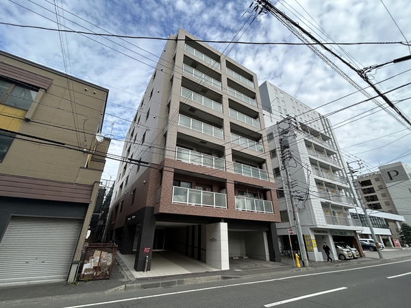 ラクラッセ札幌ステーションプラス