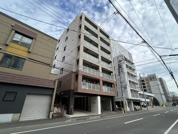 ラクラッセ札幌ステーションプラス