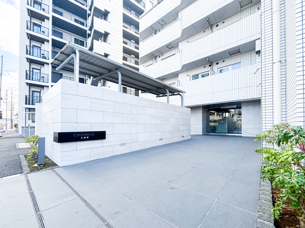 【クレヴィスタ北綾瀬】エントランス