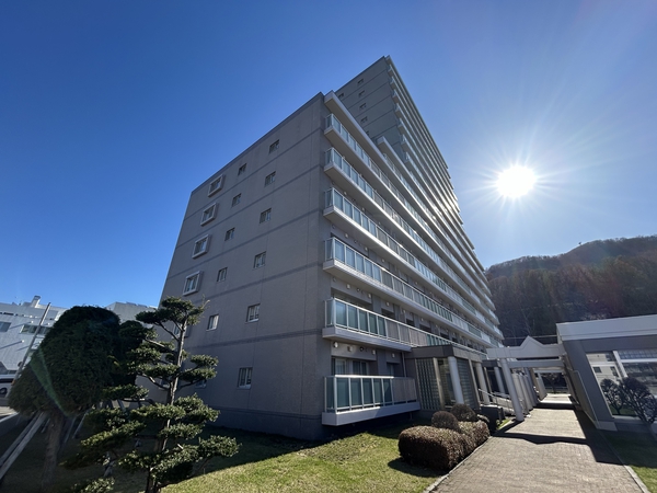 【ディアハイム山鼻南】外観
