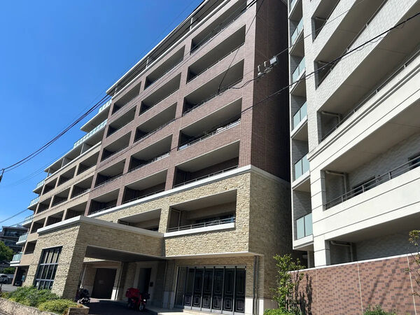 【フリーディア大橋レジデンス】外観