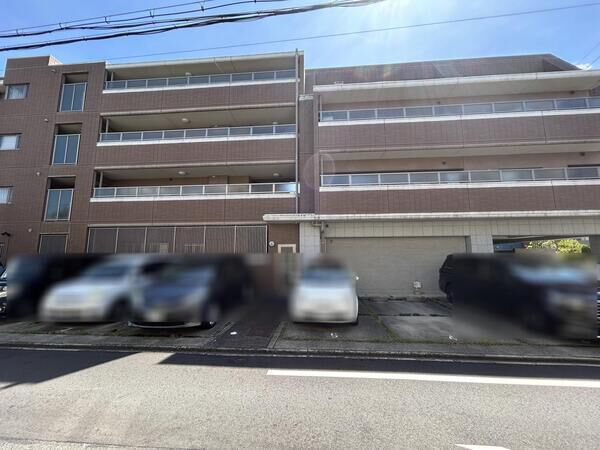 【プレセーヌ桜山】外観