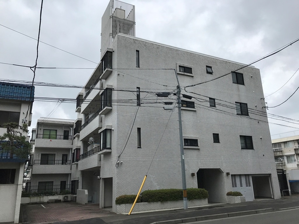 【米ヶ袋第4パーク・マンション】外観写真