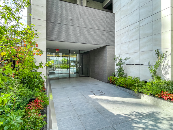 【オープンレジデンシア川崎】エントランス