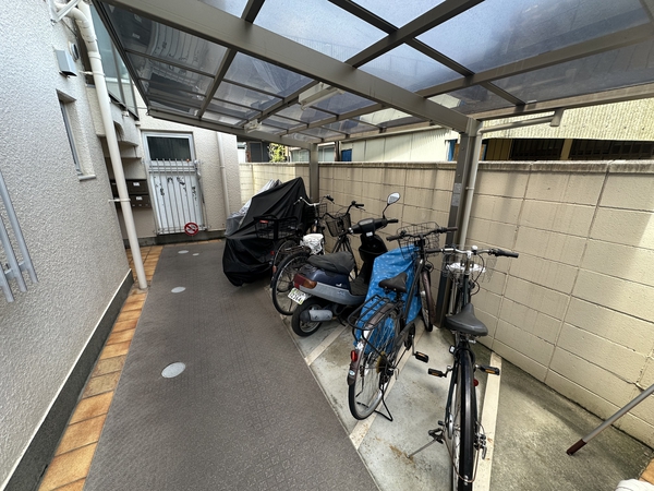 【プレジデント35】駐輪場 【プレジデント35】駐輪場
