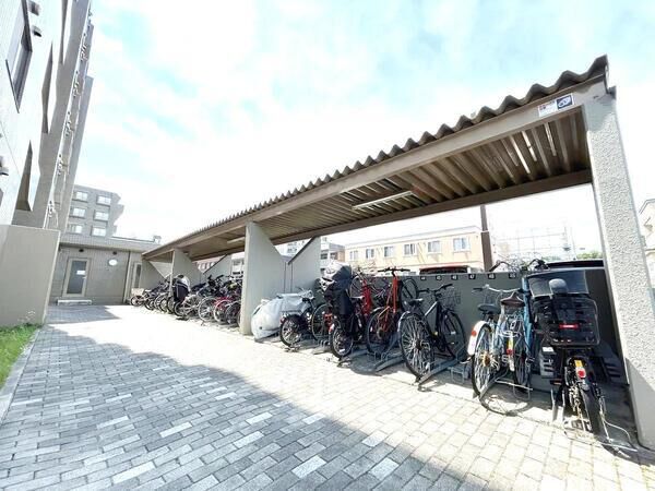 【コープ野村ステイツ宮の森】共用部分(駐輪場) 【コープ野村ステイツ宮の森】共用部分(駐輪場)