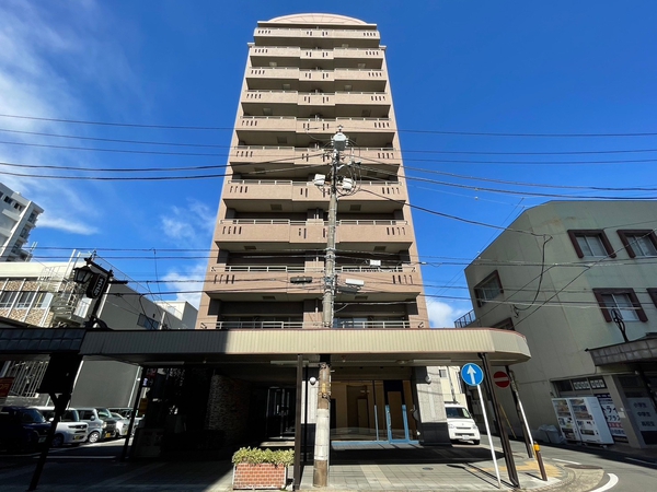 【共立栄町マンション】外観