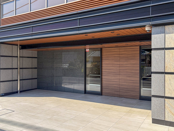 【プレサンスロジェ草津野村六丁目】エントランス 【プレサンスロジェ草津野村六丁目】エントランス