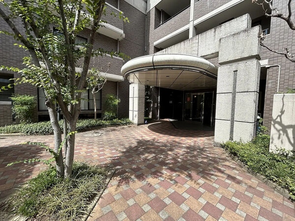 【サンリヤン姪浜】エントランス