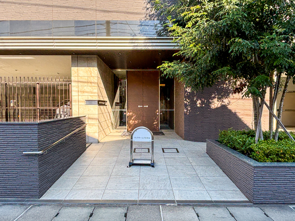 【クレアホームズ宮崎台】エントランス