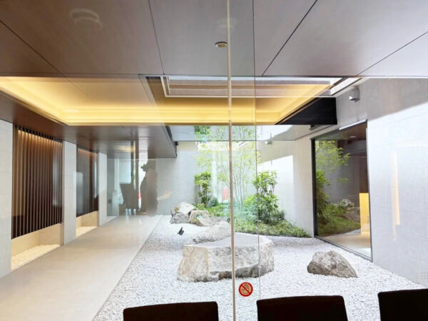 【アトラスシティ千歳烏山グランスイート】ロビー 【アトラスシティ千歳烏山グランスイート】ロビー