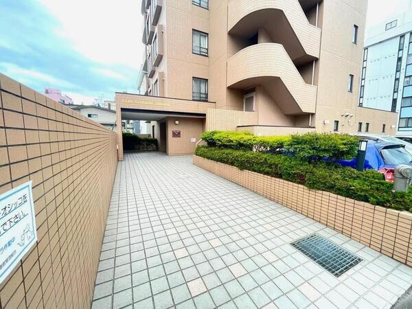 【クリオ旭ヶ丘3番館】外観