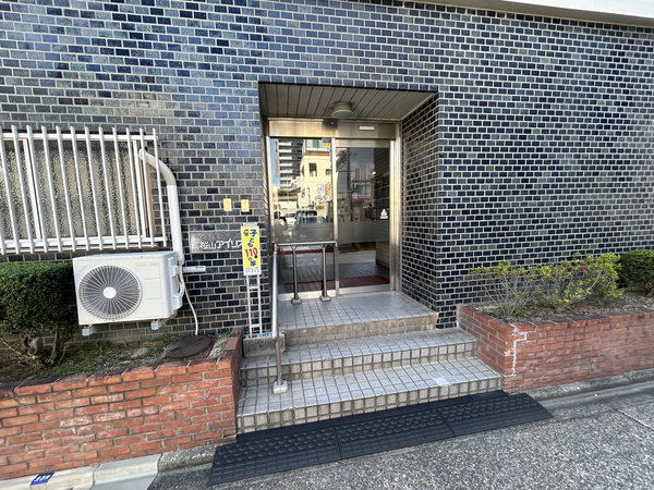 【マンション桜山アイリス】外観