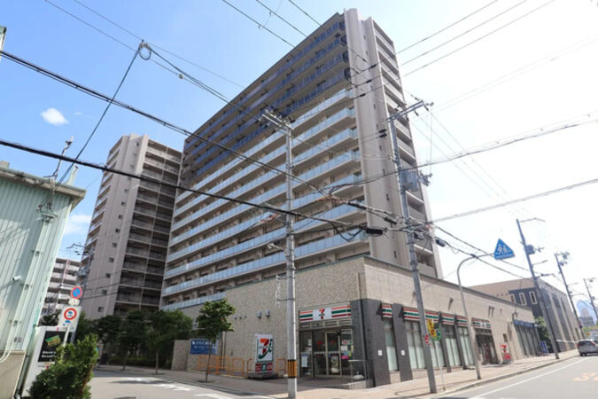【サンフォーリーフタウン桜ノ宮】サンメゾンコート　外観1