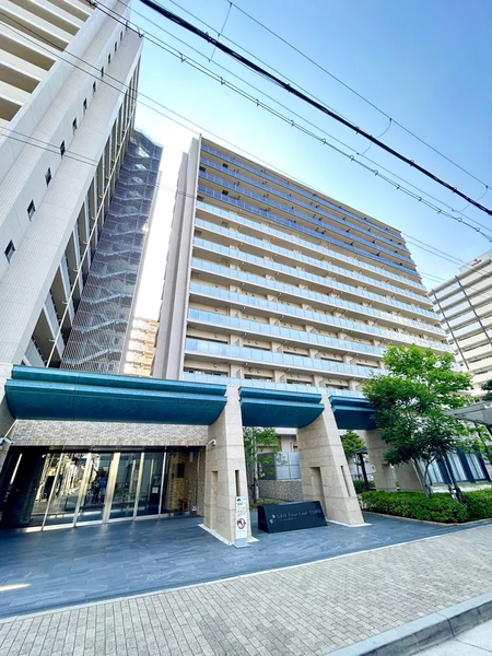 【サンフォーリーフタウン桜ノ宮】サンミットコート　外観1