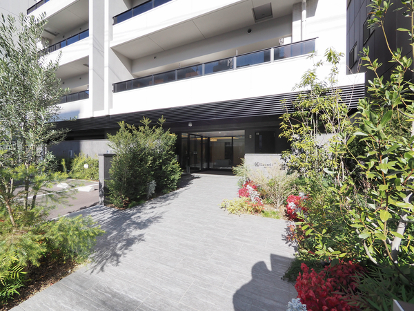 【ローレルアイ名古屋大須】エントランス 【ローレルアイ名古屋大須】エントランス