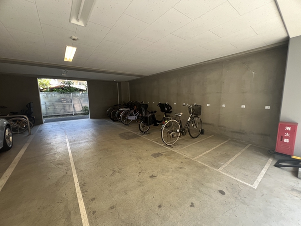 【グーディッシュ大宮】駐輪場