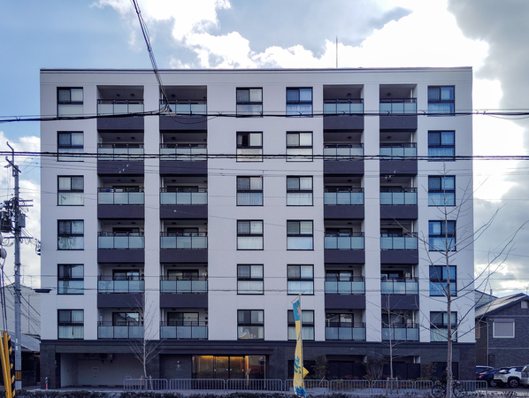 【イーグルコート二条駅ウエスト】外観