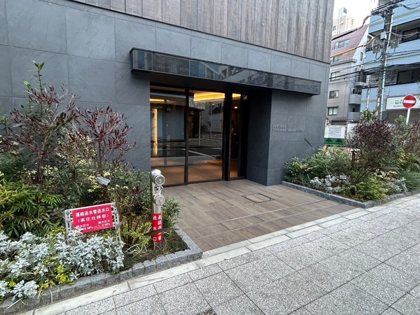 【デュオステージ横濱桜木町】エントランス