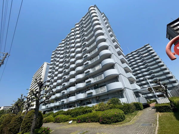 【グリーンスクエア新北島】外観